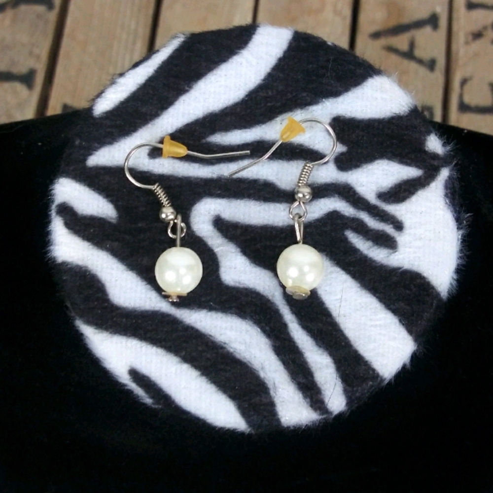 Costume Pearl Drop Earrings